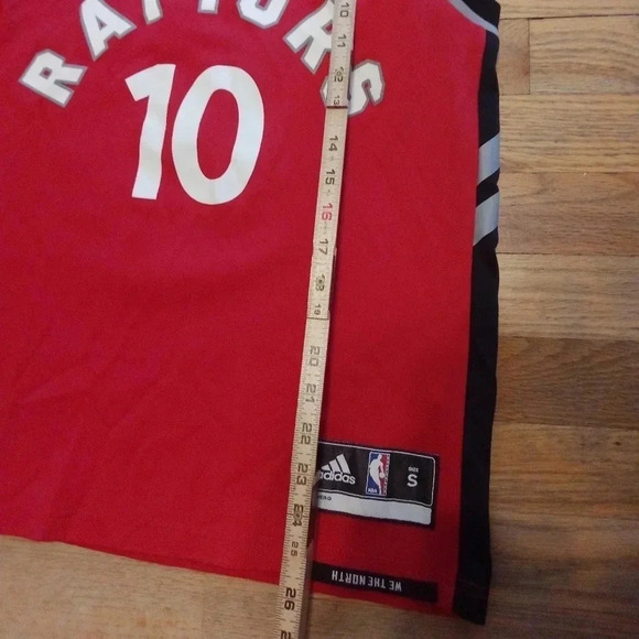 Adidas DeMar DeRozan Red Toronto Raptors #10 Jersey Size Small - Picture 4 of 10